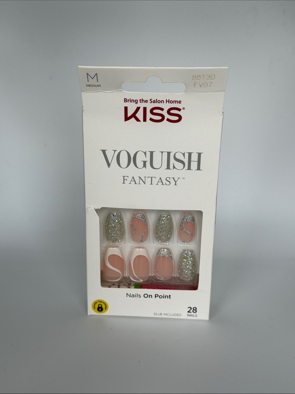 RARE KISS Voguish Fantasy Press-On Nails BNIB